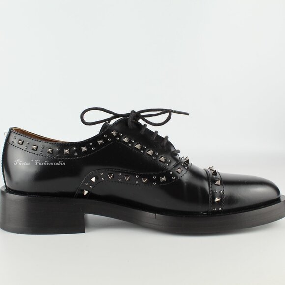 Valentino Garavani Gentleglam Studded Wingtip Oxford (Women) - Picture 9 of 16